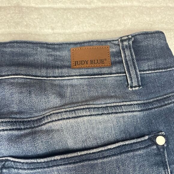 Judy Blue Mid Rise Side Slit Plus Size Cut off Shorts Blue Size 3XL - Picture 6 of 9